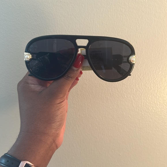 NWT Le Specs x Missoma Jupiter Link Black Pearl Aviator sunglasses - Picture 7 of 9